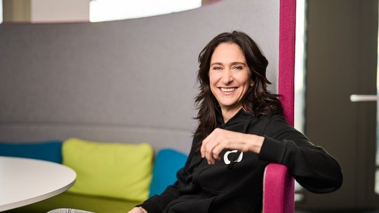 NEVEON Helena Balaouras Corporate Communications