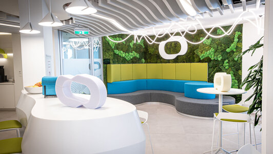 NEVEON Headquarter Office Vienna/Wien Symbios Workspaces und Wildes Moos