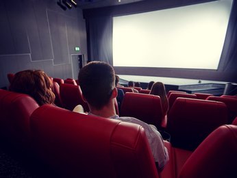 NEVEON Living Care cinema